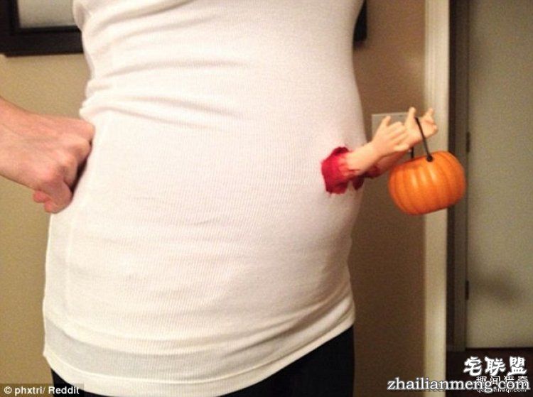 万圣节装扮最大赢家是孕妇妈妈,让你笑到哭吓到哭