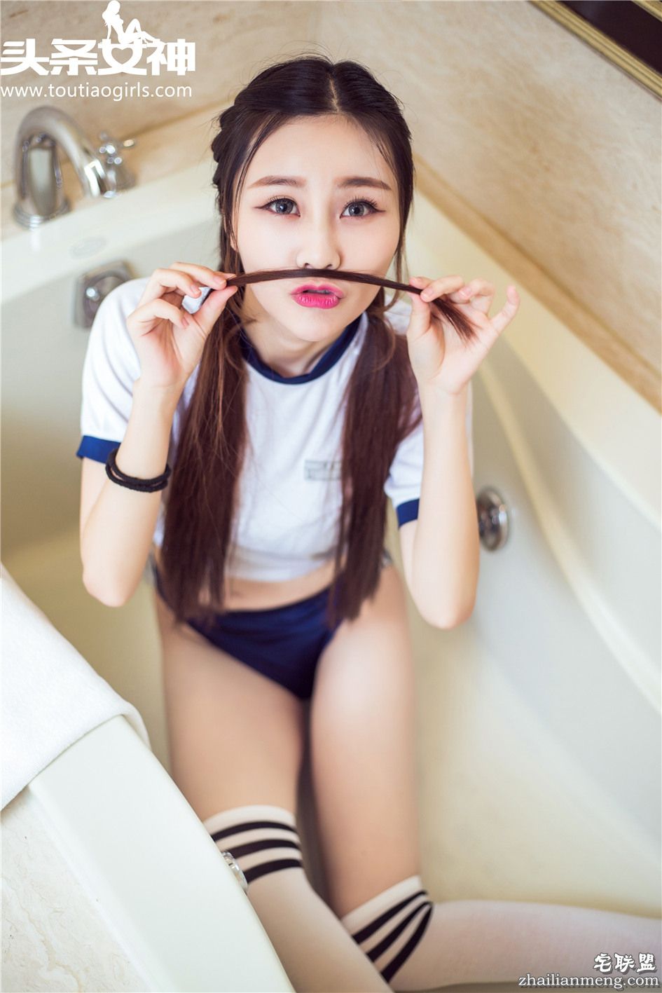 [头条女神] 90美女小超人juno浴室诱惑 第127期第2张