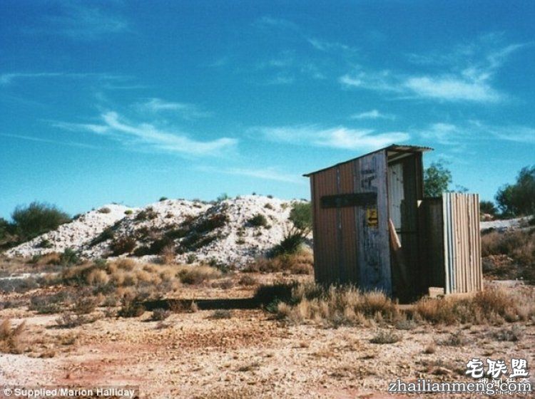 53岁阿姨建了一个网站,专门寻找澳洲的奇葩厕所