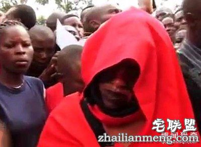 人妻阴部和隔壁老王GG分不开!惊动百村民破门欣赏