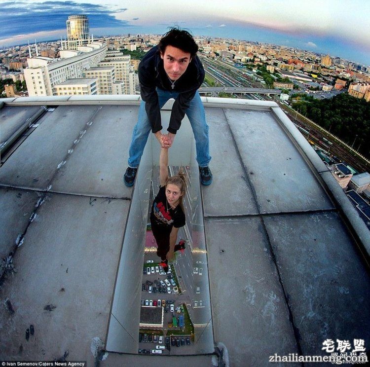 就是想红!所以印度人才拼命开挂自拍晒照