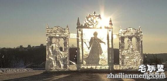 冬天到了，一起去俄罗斯看看战斗民族们的冰雕吧！真漂亮！