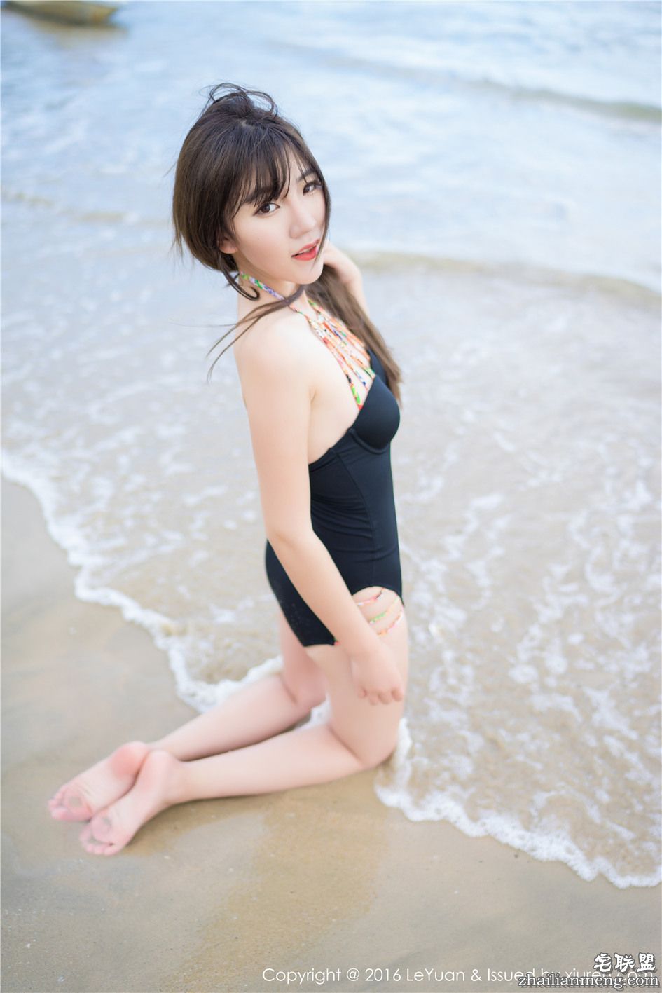 [星乐园] 大长腿女神范儿嫩模冷不丁性感泳衣旅拍套图 VOL.011第6张