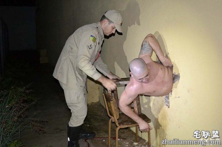 同样是越狱,现实中的画风却如此不同