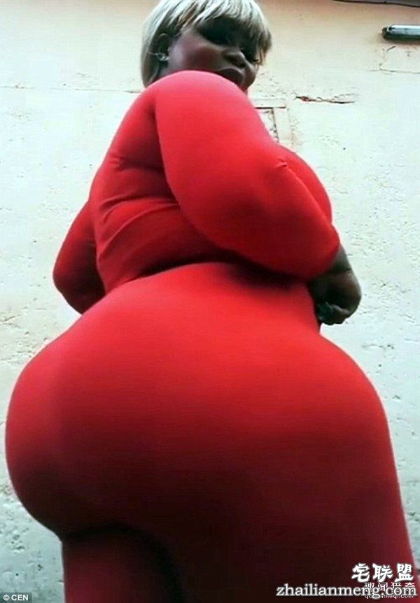 不忍直视!西非女子因巨臀网络爆红 太夸张…