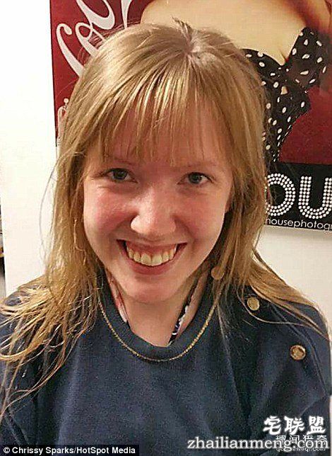 3a43263c00000578-3926872-chrissy_says_almost_all_the_women_that_come_to_us_are_very_nervo-a-57_1478862947077