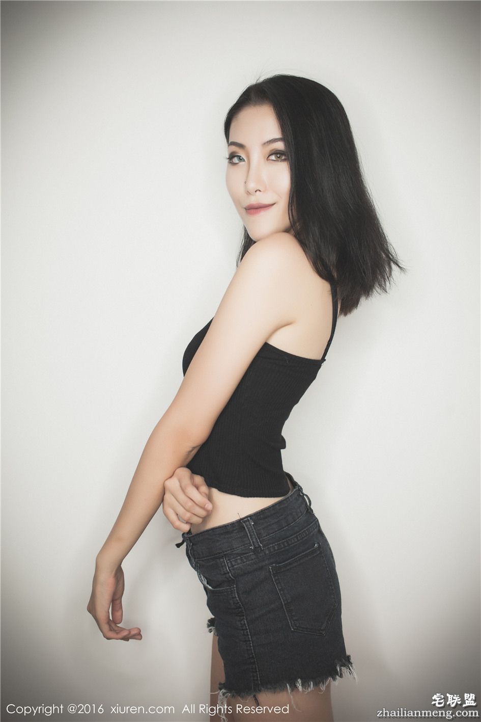 [秀人网] 时尚热裤嫩模黎蒨垚个性<a href=/e/tags/?tagname=%E5%86%99%E7%9C%9F%E5%A5%97%E5%9B%BE target=_blank class=infotextkey>写真套图</a> 第553期第2张