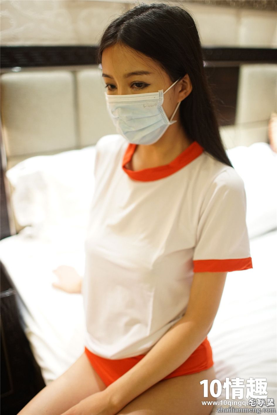 [ROSI] 极品口罩美女酒店高清写真套图第9张