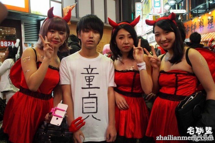 日大生穿童贞T恤欲破处咋回事?我们扒了扒他的推特日常