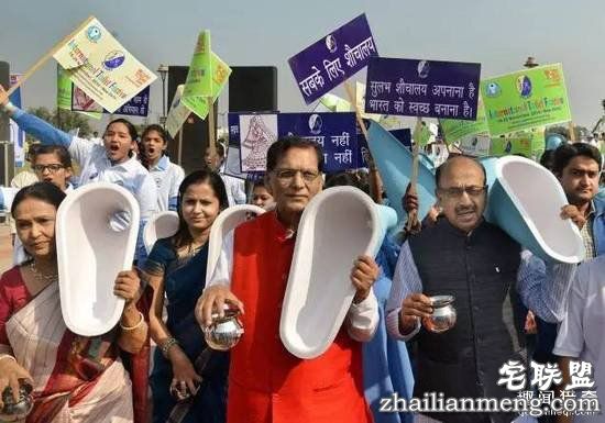 想在印度娶老婆…什么彩礼,都比不上一间厕所