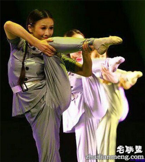 喝多了把妹妹当成媳妇抱上床