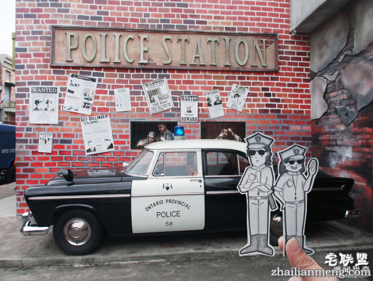 另类旅行照,带着漫画去旅行!