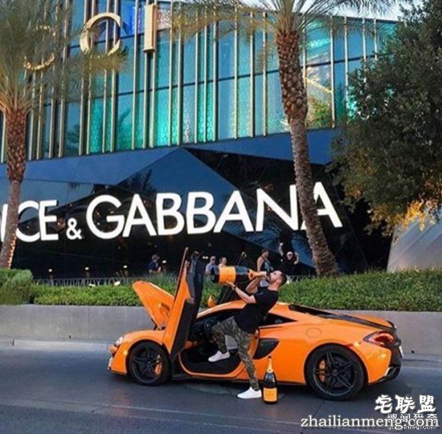 那些年刺痛我们双眼的炫富行为 IG上的各国炫富狂潮