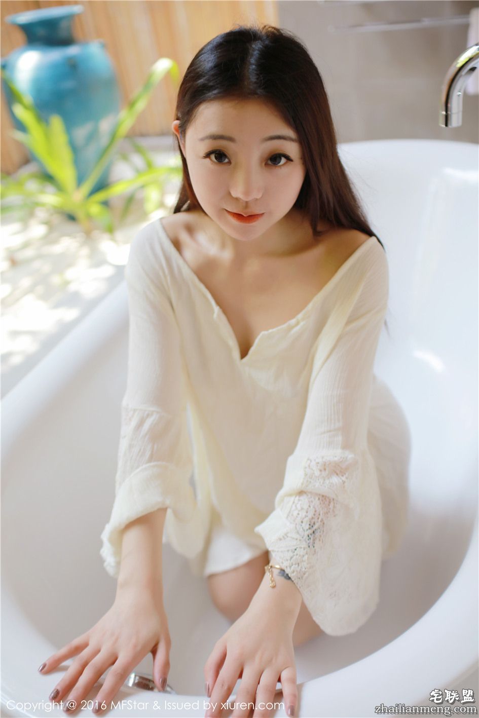 [模范学院] 养眼美女佘贝拉bella大胆真空湿身诱惑 Vol.072第7张