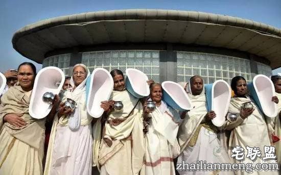 想在印度娶老婆…什么彩礼,都比不上一间厕所