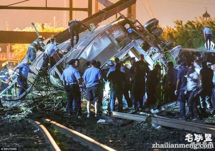 没有高铁就算了, 这个国家的火车还总出轨!