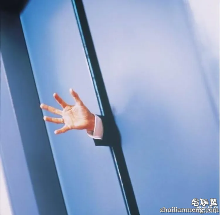 【真相帝】你所知道的电梯自救知识,可能都是错的!