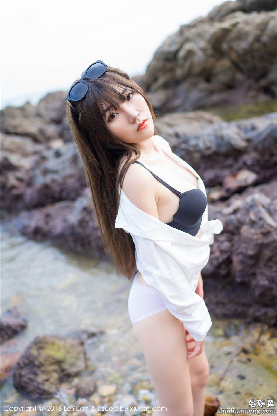 [星乐园] 时尚甜美女孩冷不丁海边性感内衣摄影写真 Vol.012第4张