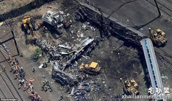 没有高铁就算了, 这个国家的火车还总出轨!