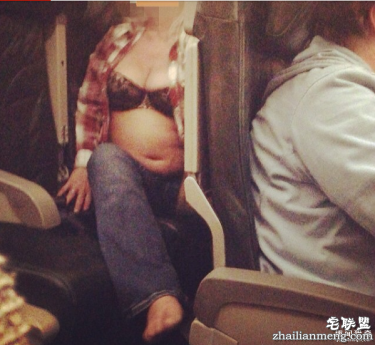 脱鞋、裸体、啪啪啪…这五种坐飞机遭遇的难以忍受的行为你最讨厌哪一种?