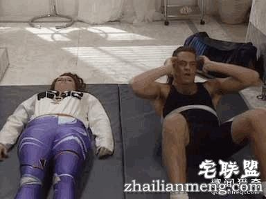 仰卧起坐会导致瘫痪?国外已叫停