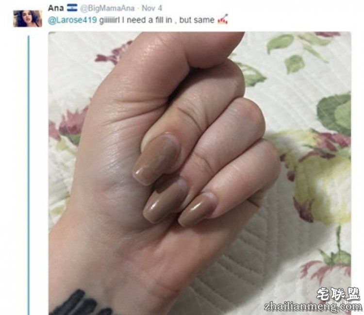大家以为她天生4根手指,真相让这个手势一夜流行