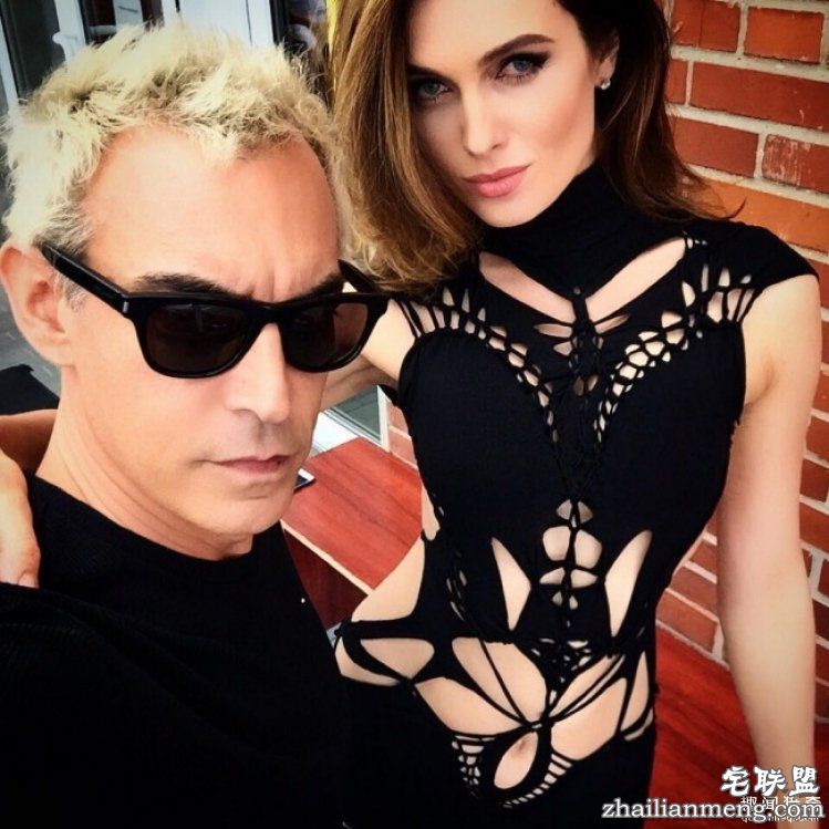 只靠一把剪刀,他就晋升为了世界顶级设计师!