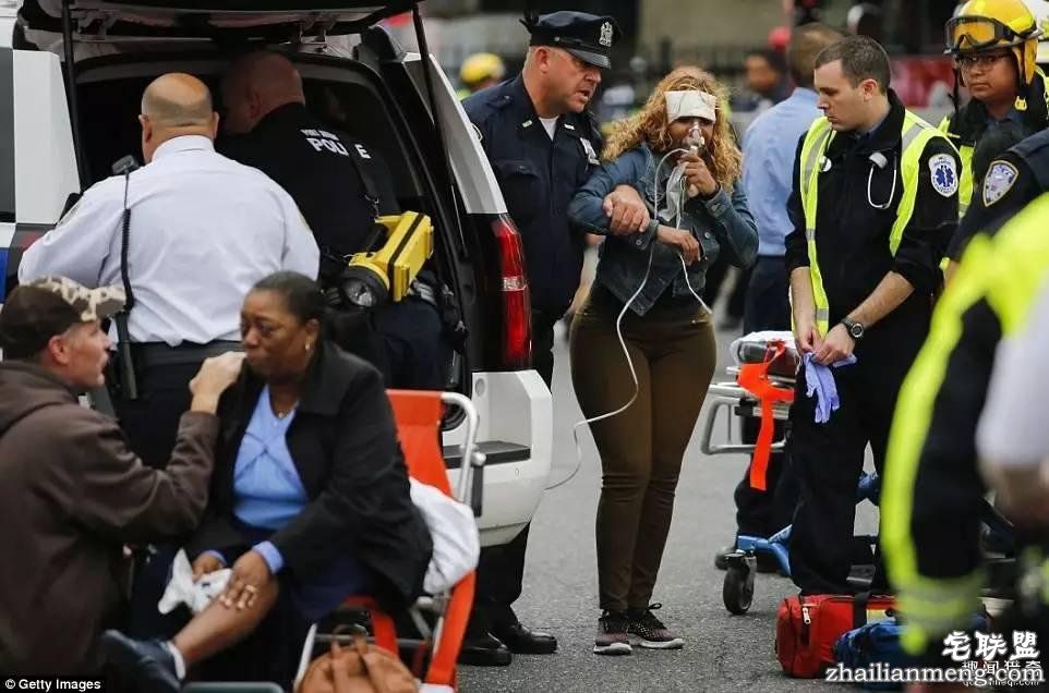 没有高铁就算了, 这个国家的火车还总出轨!