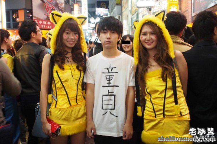 日大生穿童贞T恤欲破处咋回事?我们扒了扒他的推特日常