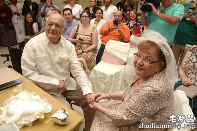 她以为自己会孤独终老,却在80岁的时候遇到真爱~