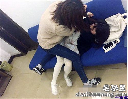 看我演的逼真不?