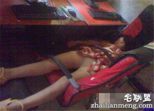 智障儿子洞房