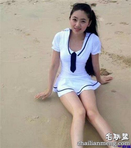 校长室传出啪啪啪的声音