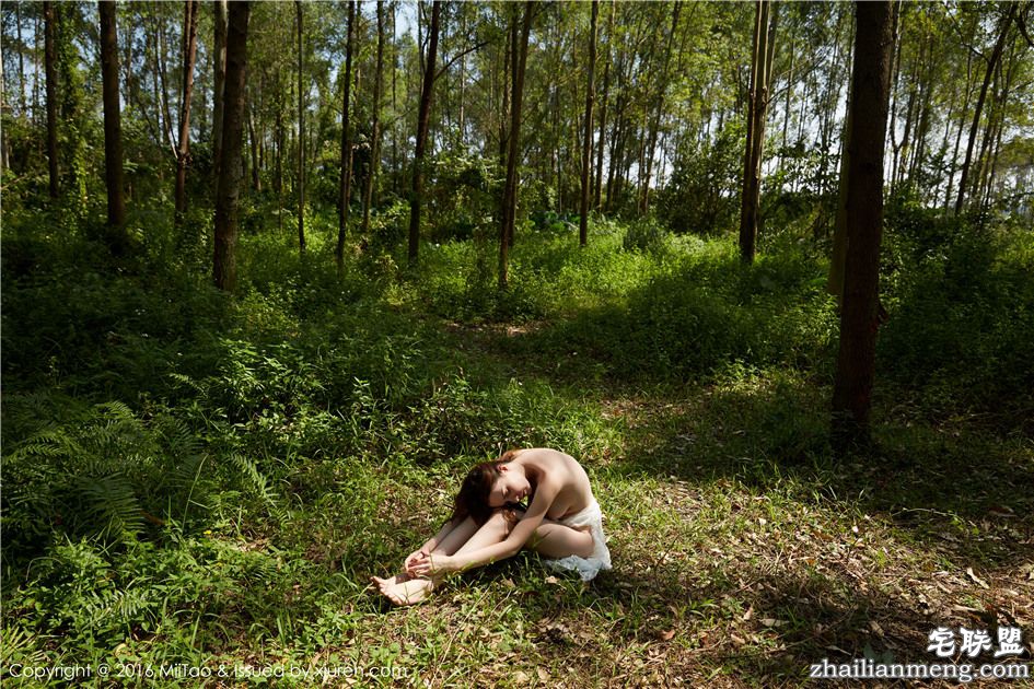 [蜜桃社] <a href=/e/tags/?tagname=%E6%80%A7%E6%84%9F target=_blank class=infotextkey>性感</a>内衣国外<a href=/e/tags/?tagname=%E7%BE%8E%E5%A5%B3 target=_blank class=infotextkey>美女</a>罗拉Rola户外<a href=/e/tags/?tagname=%E5%86%99%E7%9C%9F target=_blank class=infotextkey>写真</a>摄影 VOL.035第1张