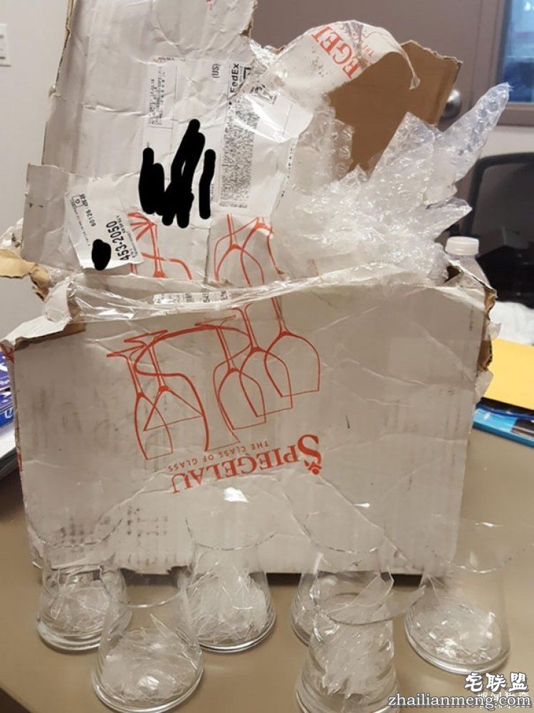 外国小哥这样送快递,看完也是醉了!