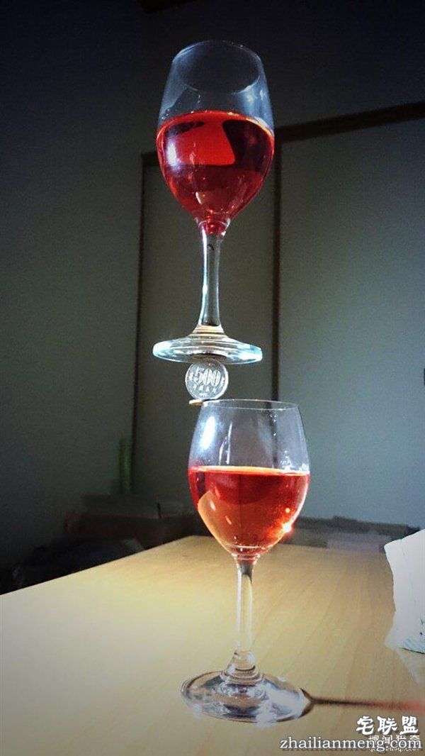 硬币还能用来做什么?一个大写的服!