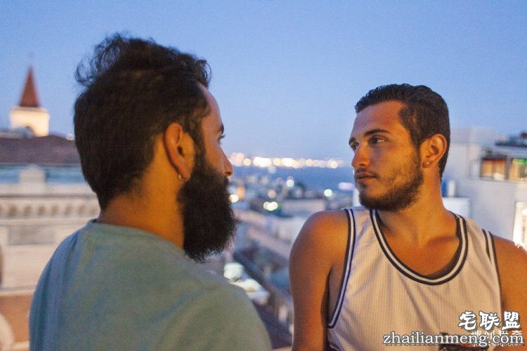 这两个叙利亚男同志的故事,会让你再一次相信爱情