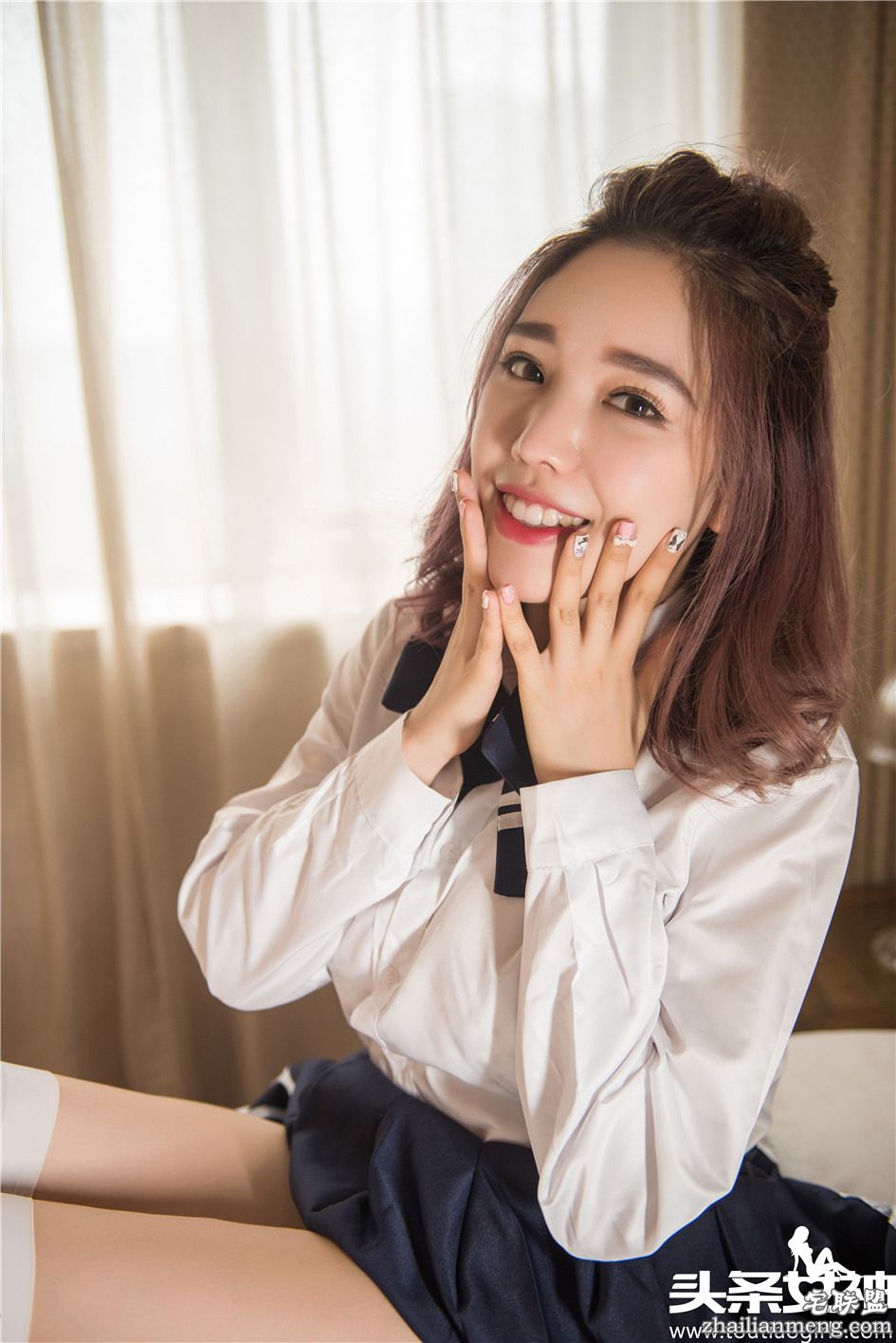 [头条女神] 大胸内衣美女筱妮性感白丝私房图片 第162期第5张