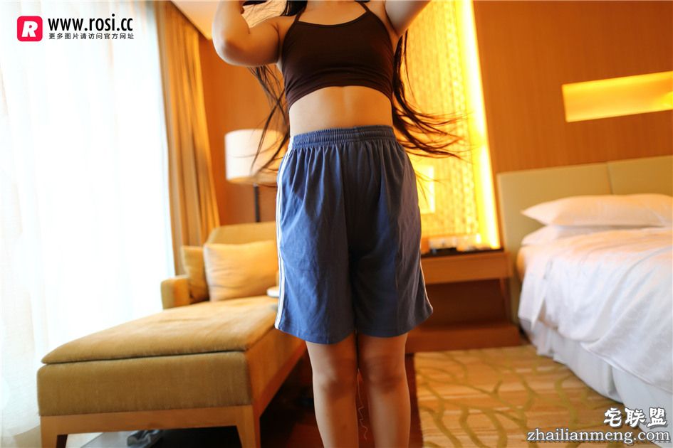 [ROSI] 裸臀美女图库 NO.1828第10张