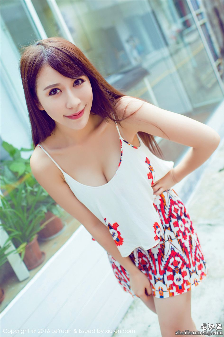 [星乐园 ] 清纯甜美女孩艾惟迷人双腿生活照写真 VOL.020第5张