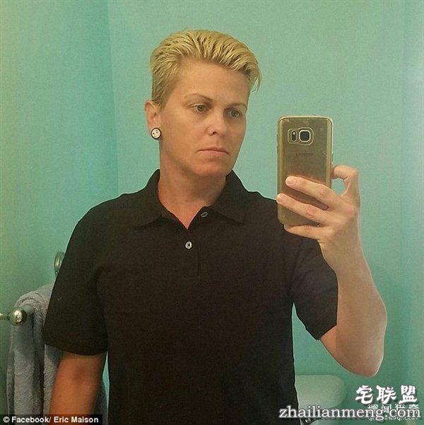 画面惊呆!母子双双变性成世界首对变性父女