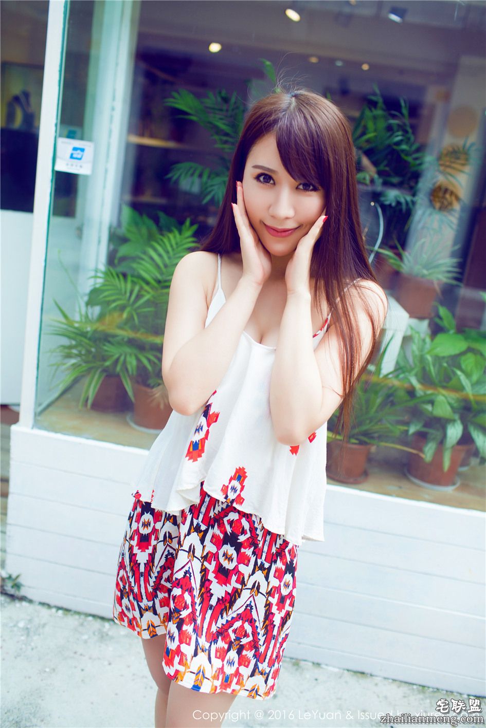 [星乐园 ] 清纯甜美女孩艾惟迷人双腿生活照写真 VOL.020第7张