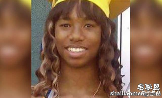 15岁少女被轮暴「脸书直播40人观看」过程没人报警!妈妈:「看到她衣服一件件被脱下。」