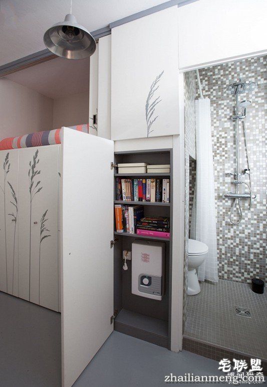 他把「2.42坪超小房子」改造成最强变形「功能爆表时尚公寓」,全部展开后空间大升级!