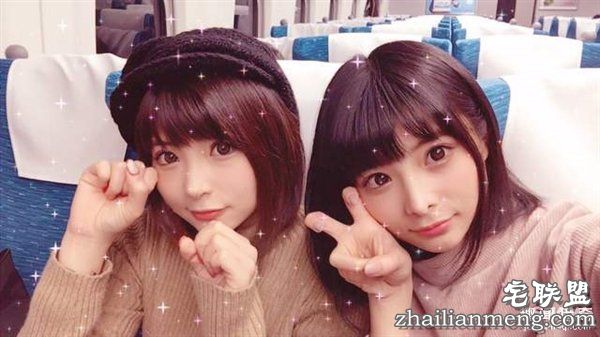 日本最美双胞胎自曝整容:为保持长相同步每次都一起