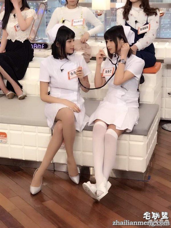 日本最美双胞胎自曝整容:为保持长相同步每次都一起