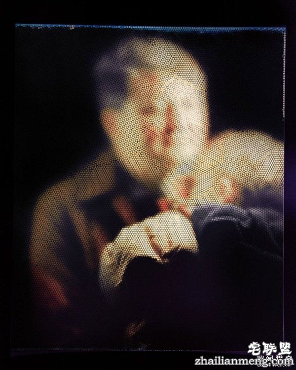 用32000只吸管制作“镜头” 拍出的照片长这样