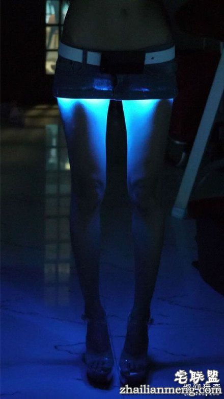 妈妈再也不担心我走夜路了