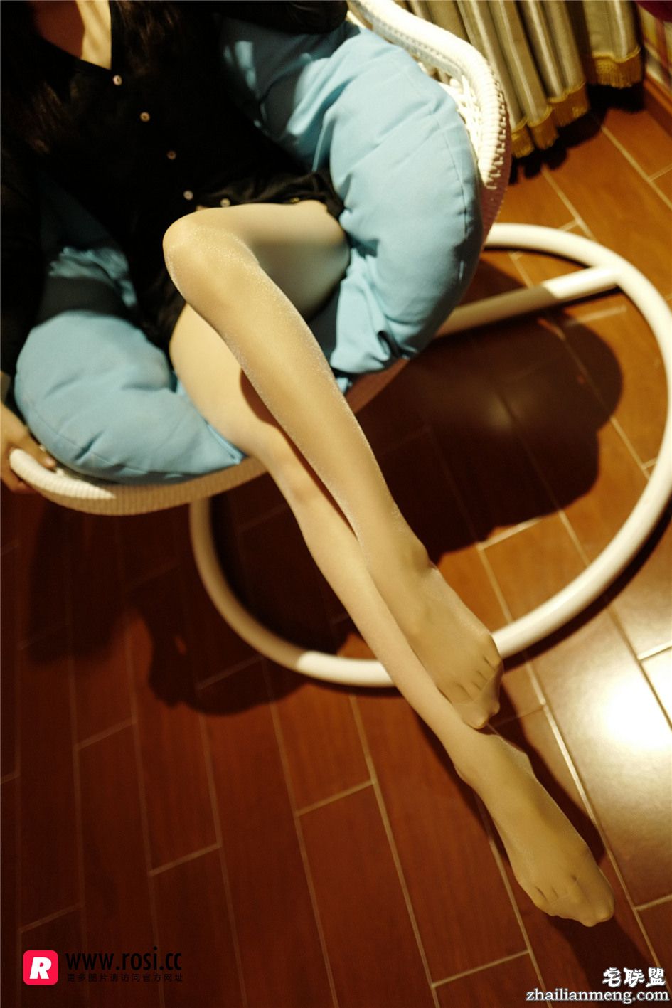 [ROSI] 超薄肉丝长腿大图 NO.1946第3张