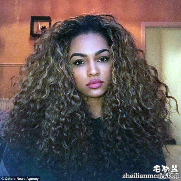 她说自己「因为长得太正」所以没男友,确实真的很漂亮!